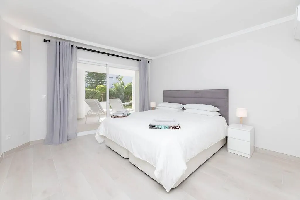 Amazing 4 Bed Beachfront Dominion Beach Rdr358 Estepona Spain